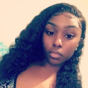 Meet your Posher, Brianna